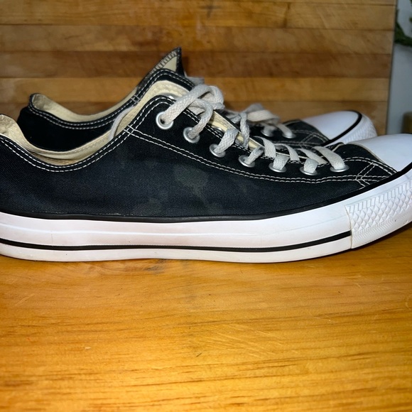 Chuck Taylor All stars black low top